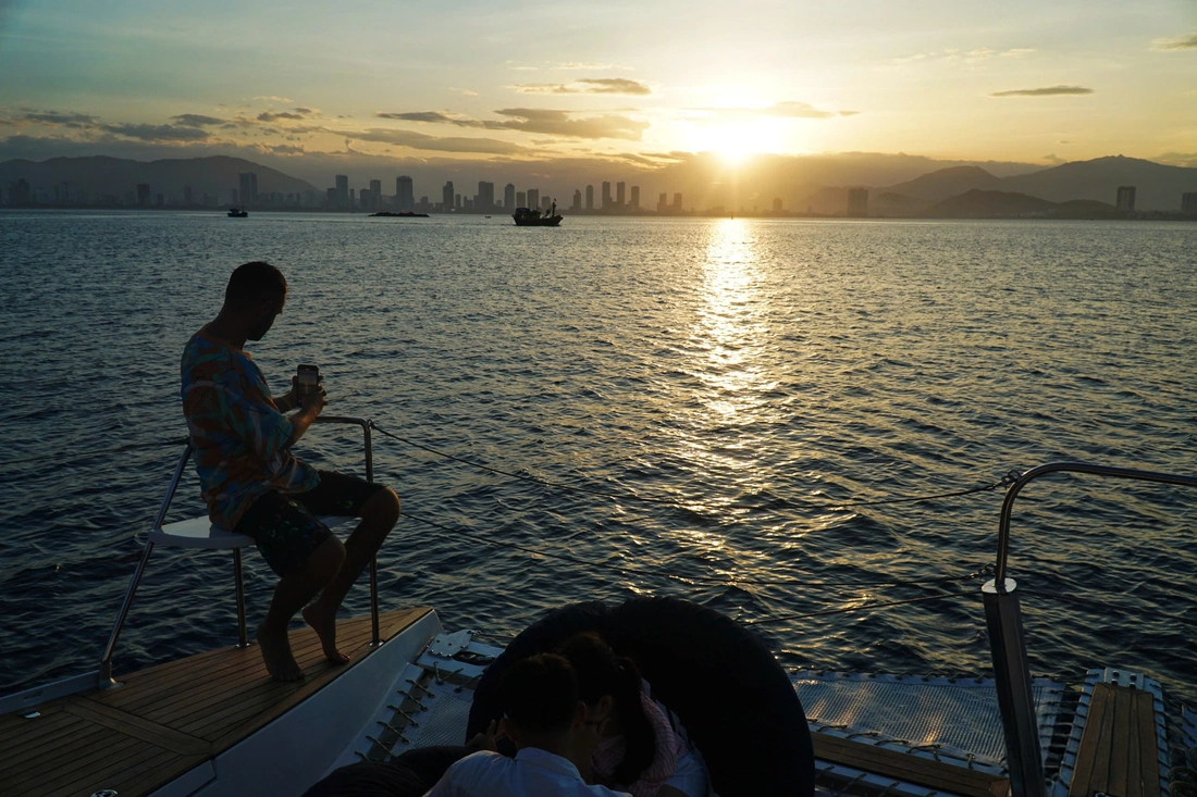 ngắm vịnh Nha Trang từ du thuyền 4